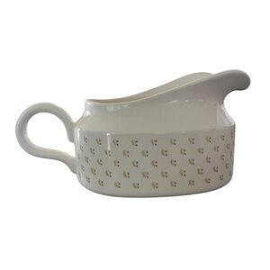 Classic Traditions Charlton Hall Made in Japan Christmas Holly Berry Gravy Boat